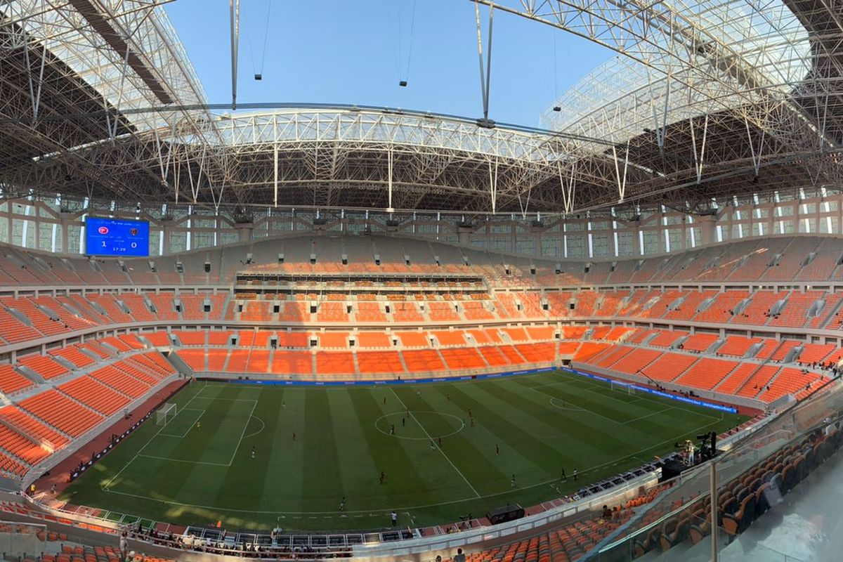 Poezdda jinsiy aloqa (shaxsiy video)