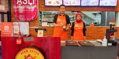 Ayam Gepuk Pak Gembus Bocorkan Tips Tingkatkan Penjualan Bersama ShopeeFood Saat Ramadan