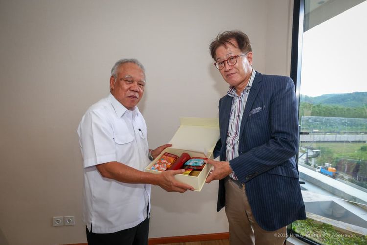 Kepala Otorita Ibu Kota Nusantara (IKN) Basuki Hadimuljono menerima kunjungan delegasi dari misi bisnis tingkat prefektur yang diselenggarakan oleh Kantor Japan External Trade Organization (JETRO) Saga di Kawasan Inti Pusat Pemerintahan IKN, Rabu (22/10/2025).