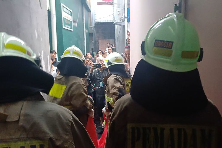Kesaksian Ibu Kehilangan Anak 5 Tahun dan Neneknya dalam Kebakaran di Penjaringan