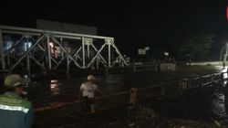 Sungai Petung Meluap, Jalur Pantura Kota Pasuruan Tertutup Banjir