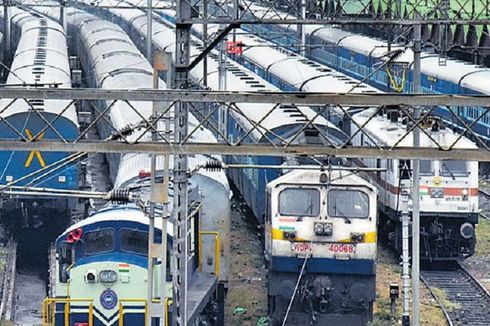 Kepala Stasiun Mabuk, Perjalanan Kereta di India Terganggu