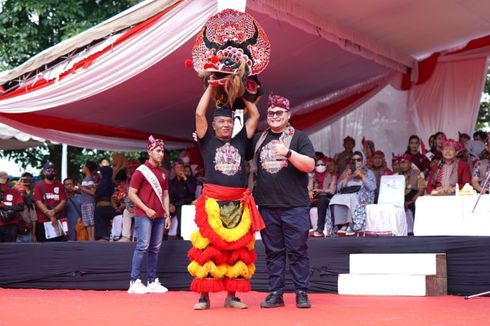 Rayakan HUT Ke-1.219 Kabupaten Kediri, Ribuan Pembarong Nusantara Ikuti Parade 1.000 Barong