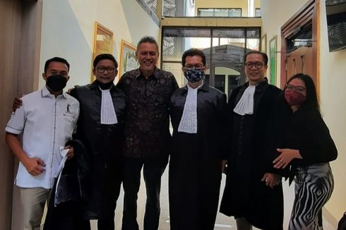 Majelis Hakim PN Depok Putuskan Dinar-Dirham Zaim Saidi Bukan Mata Uang
