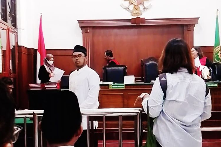 Pria 19 Tahun di Pasuruan Divonis 10 Tahun 6 Bulan atas Kasus Persetubuhan Anak