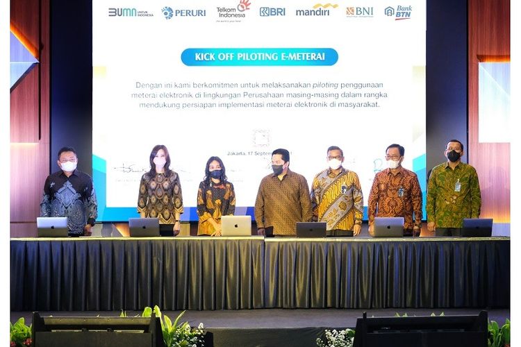 Kick Off Piloting Implementasi Meterai Elektronik di Lingkungan BUMN yang dihadiri oleh Menteri BUMN, Erick Thohir dan perwakilan dari Telkom serta Himbara (BRI, Mandiri, BNI, BTN). 