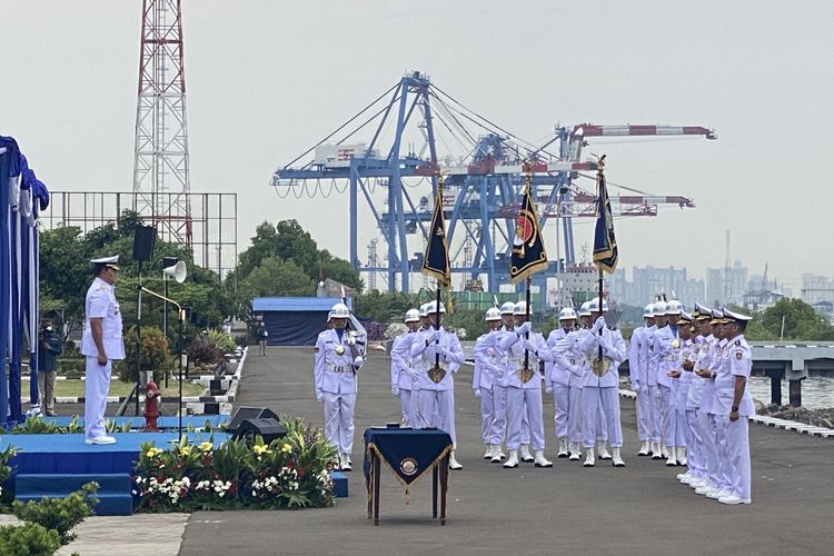 Kepala Staf Angkatan Laut (KSAL) Laksamana Yudo Margono mengangkat Laksamana Muda (Laksda) Abdul Rasyid menjadi Panglima Komando Armada Republik Indonesia (Pangkoarmada RI).