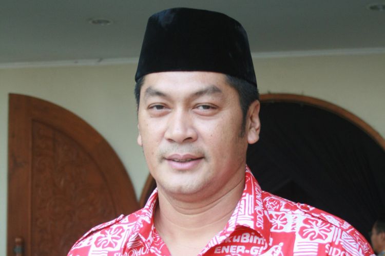 Pemain film dan olahragawan Donny Kesuma