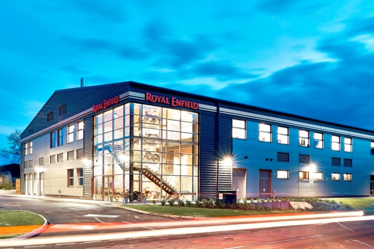 Pusat Teknologi Royal Enfield atau UKTC (UK Technology Center) di Bruntingthorpe Proving Grounds, Leicestershire, Inggris. 