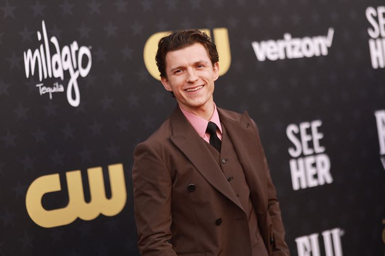 Cerita Tom Holland, Adaptasi Pola Makan Demi Peran