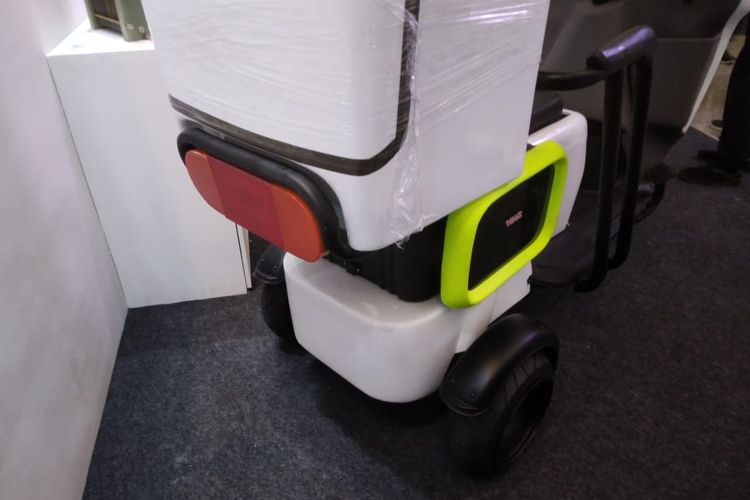 Prototipe kendaraan listrik roda tiga E-Tricycle Viar dan BRIN