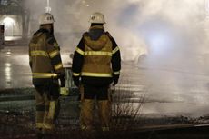 Kerusuhan di Swedia, Toko Dirusak dan Mobil Dibakar