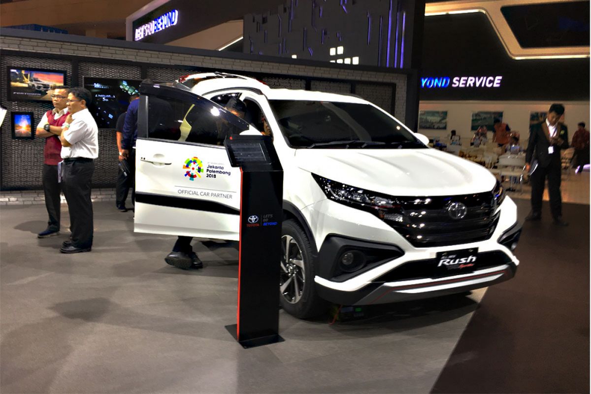 Toyota Rush di IIMS 2018.