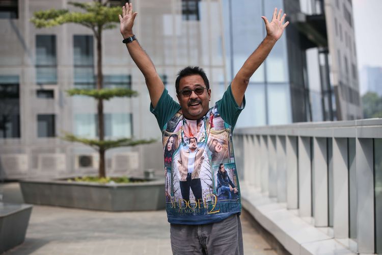 Aktor Rano Karno sebagai pemeran Doel saat promo film Si Doel The Movie 2 di Kantor Redaksi Kompas.com, Menara Kompas, Palmerah, Jakarta, Selasa (14/5/2019).