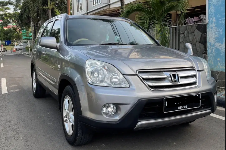 Ilustrasi Honda CR-V lansiran tahun 2006