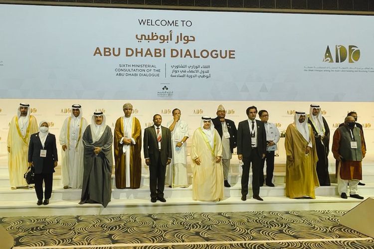 Menteri Ketenagakerjaan Ida Fauziyah hadiri langsung pertemuan Forum Abu Dhabi Dialogue di Dubai, membahas tentang perlindungan pekerja migran, Selasa (26/10/2021).