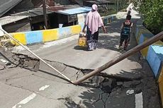 Jembatan Akses Rumah Si Pitung Ambles, Perbaikan Akan Makan Waktu Lama