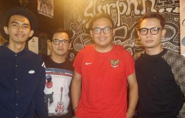 Band Goliath diabadikan di kawasan Palmerah Selatan, Jakarta Pusat, Senin (21/11/2016).