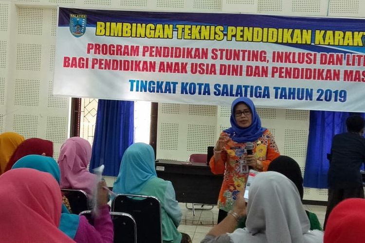 Kepala Dinas Kesehatan Kota Salatiga Siti Zuraida memaparkan soal stunting