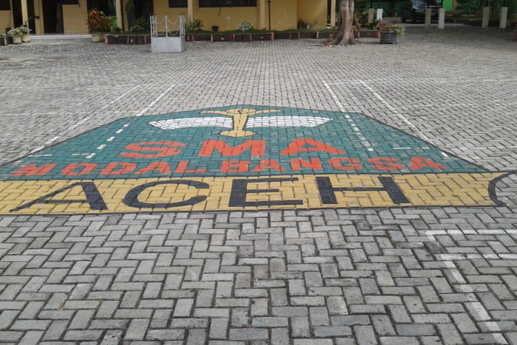 SMAN Modal Bangsa menjadi SMA terbaik di Aceh berdasarkan nilai UTBK 2022.
