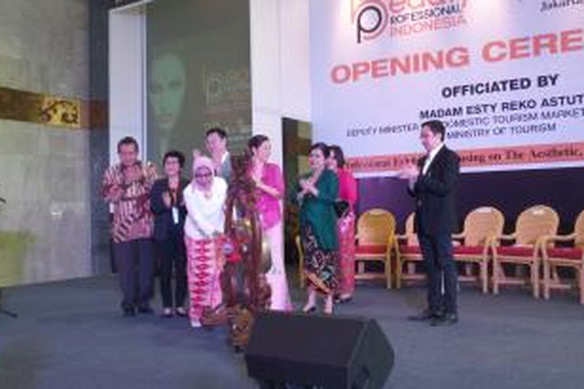 Seremoni peresmian pameran Beauty Professional Indonesia (BPI) 2015 di Jakarta Convention Center (JCC), Kamis (30/7/2015).