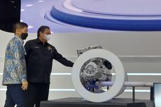 Honda Pamer Mobil Hybrid ke Menko Airlangga di GIIAS 2022