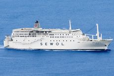 Hari Ini dalam Sejarah: Tragedi Tenggelamnya Kapal Feri Sewol