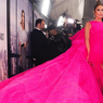Hadiri Premier Film Terbarunya, J.Lo Berganti Sampai 15 Gaun 