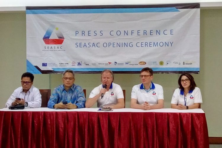 Binus Business School bekerjasama dengan SEAMOLEC dan DIKTI menggelar pembukaan SEASAC Training Week di Kemenristekdikti, Jakarta (21/3/2019).
