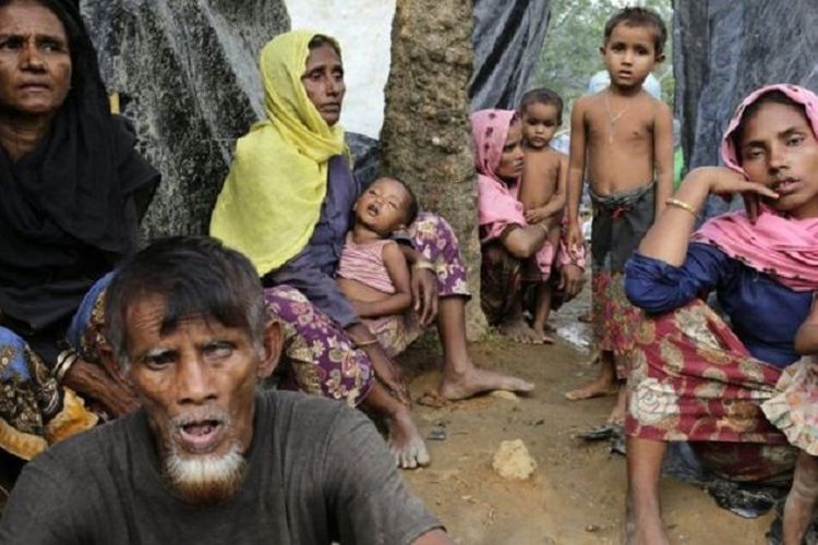 Pengungsi Rohingnya menempati apa saja yang tersedia di kawasan Coxs Bazar, distrik Bangladesh yang paling dekat dengan Myanmar.