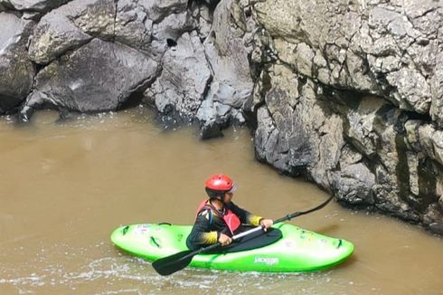 Tim SAR Masih Cari Bocah 4 Tahun Bernama Kurt Cobain yang Hanyut di Sungai Brantas Malang