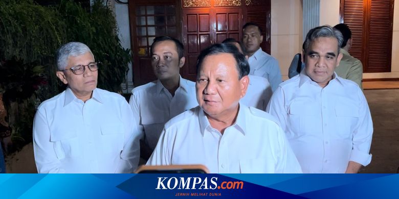 Prabowo Rayakan HUT Ke-16 Gerindra dengan Tumpengan