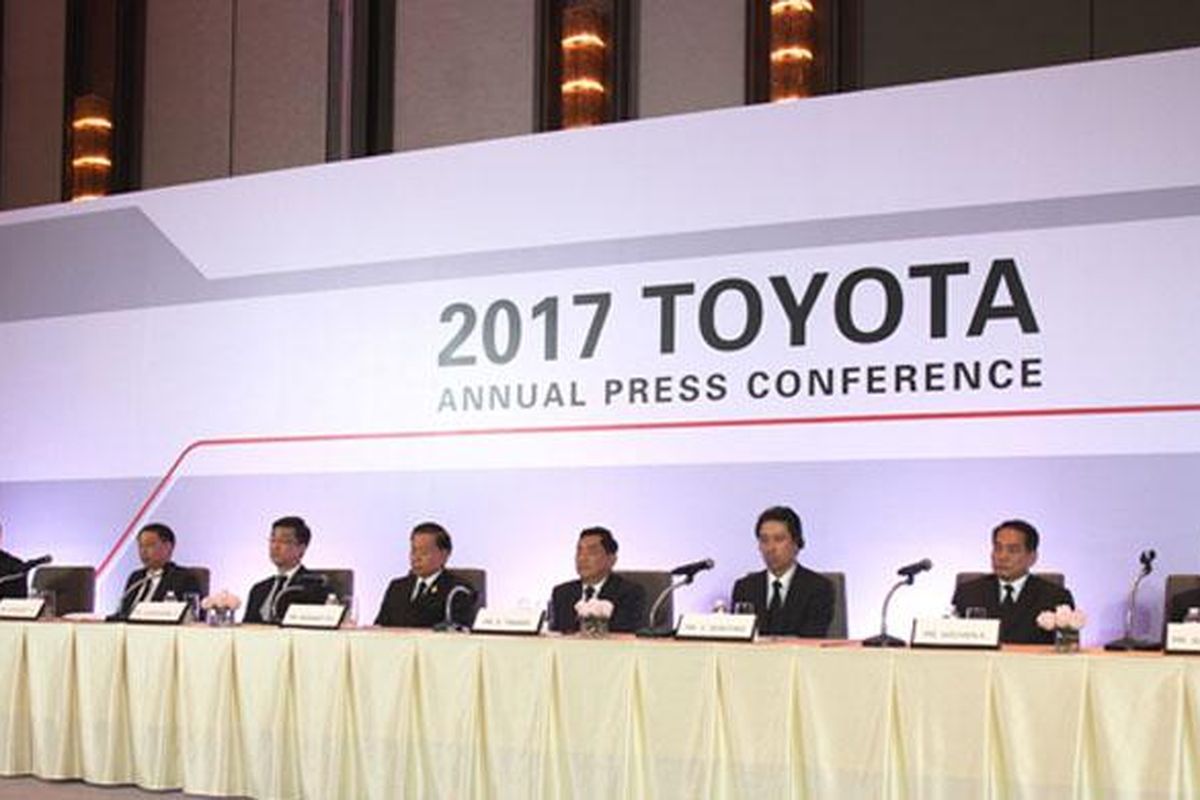 Konferensi pers Toyota Thailand.