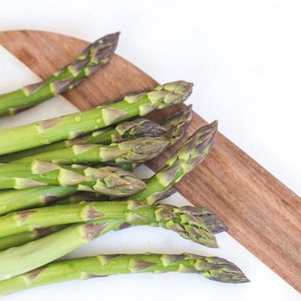 Ilustrasi asparagus. 
