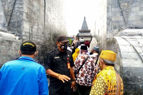 Peziarah Banjiri Makam Bung Karno di Hari Pertama Uji Coba Pembukaan