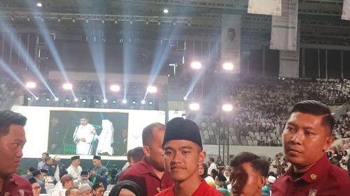 Hadiri Agenda Relawan Ulama Muda Jokowi, Kaesang Disambut Meriah