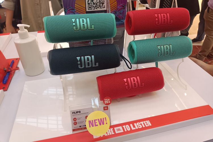 Pameran JBL Dare to Vibe di Pondok Indah Mall 2, Jakarta