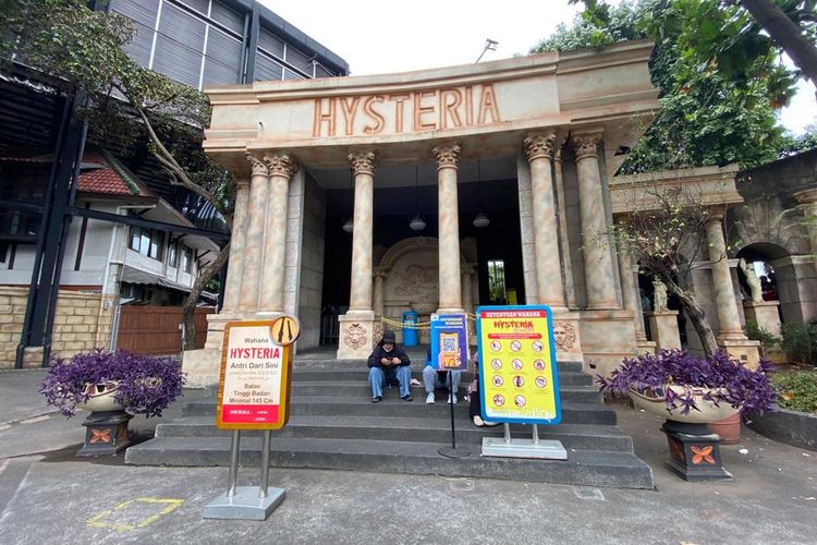 Aturan bagi pengunjung yang ingin naik wahana Hysteria di Dufan, Ancol. 