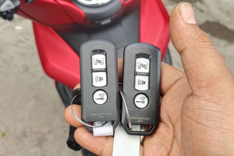 Kunci keyless Honda PCX 160