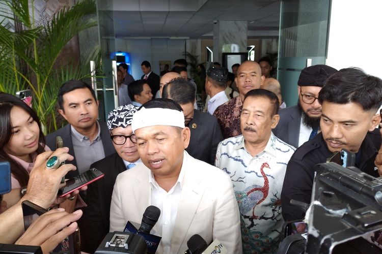Dedi Mulyadi Ungkap Sumber Bonus Rp 1 Miliar untuk Persib: Bukan APBD, Hasil Jual Sapi