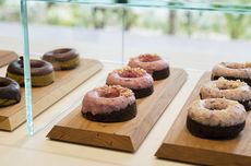 Resep Donat Red Velvet, Ide Jualan Saat Memeriahkan HUT ke-79 RI