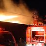 Api Lahap Gudang Mebel di Pasuruan, 5 Mobil Damkar Dikerahkan