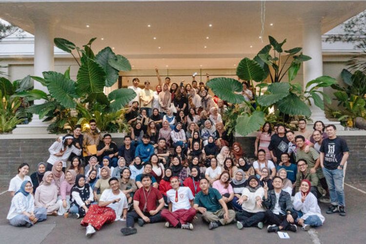 Evermos mendapatkan penghargaan Top Startups Indonesia 2023 oleh Linkedin