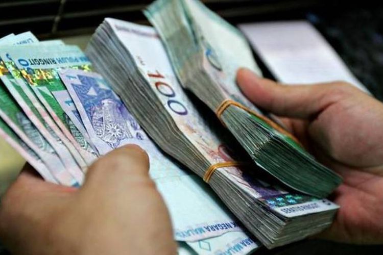 Secara resmi mata uang Malaysia adalah ringgit yang resmi berlaku sejak 1967.