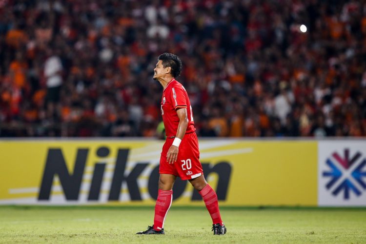 Pemain Persija Jakarta Bambang Pamungkas melakukan ekspresi pada laga kedua Grup H Piala AFC di Stadion Utama Gelora Bung Karno, Jakarta, Rabu (14/3/2018). Persija menang dengan skor 1-0.