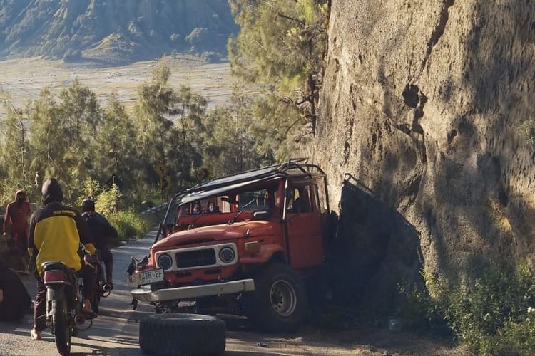 Kecelakaan di Jalur Bromo Tewaskan 2 Orang, TNBTS Klaim Sudah Beri Pengetahuan Titik Rawan