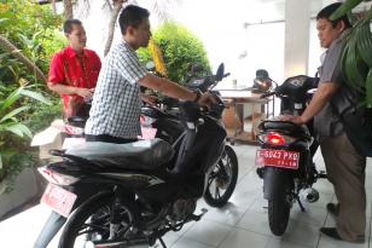 Lima sepeda motor yang akan digunakan Wakil Gubernur DKI Jakarta Djarot Saiful Hidayat untuk blusukan. Foto ini diambil di Balaikota, Selasa (23/12/2014).