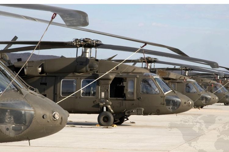 Helikopter Sikorsky S-70 Black Hawk