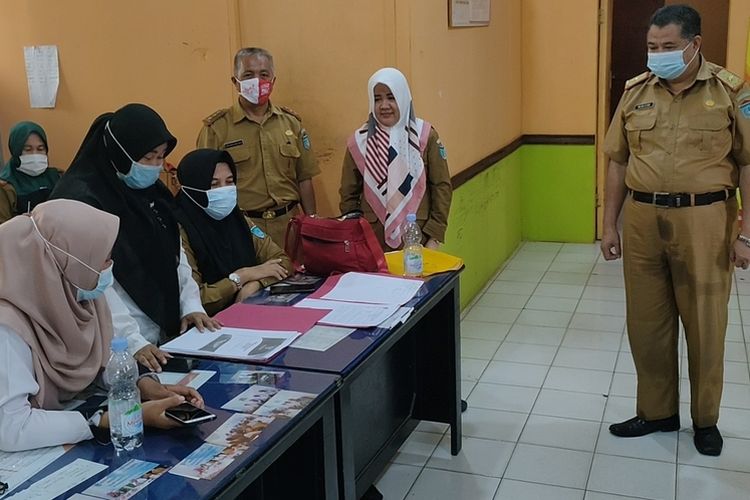 ASN di Kantor Kesbangpol Ogan Ilir mulai bekerja seperti biasa dan tidak lagi bekerja dari rumah atau work from home.