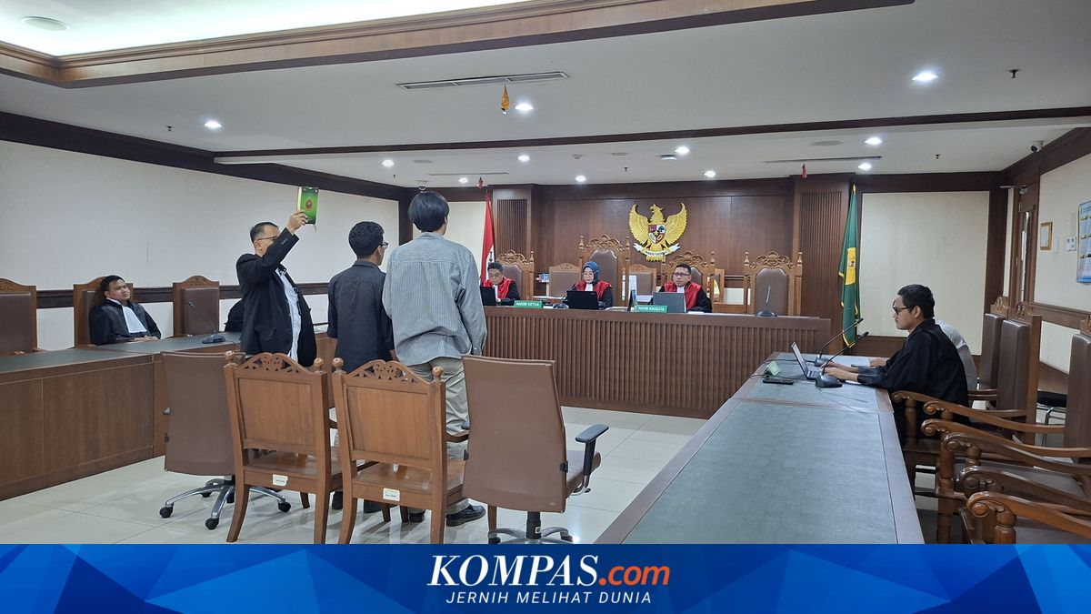 Aktivis dan Saksi Penangkapan Khariq Anhar di Bandara Dihadirkan dalam Sidang